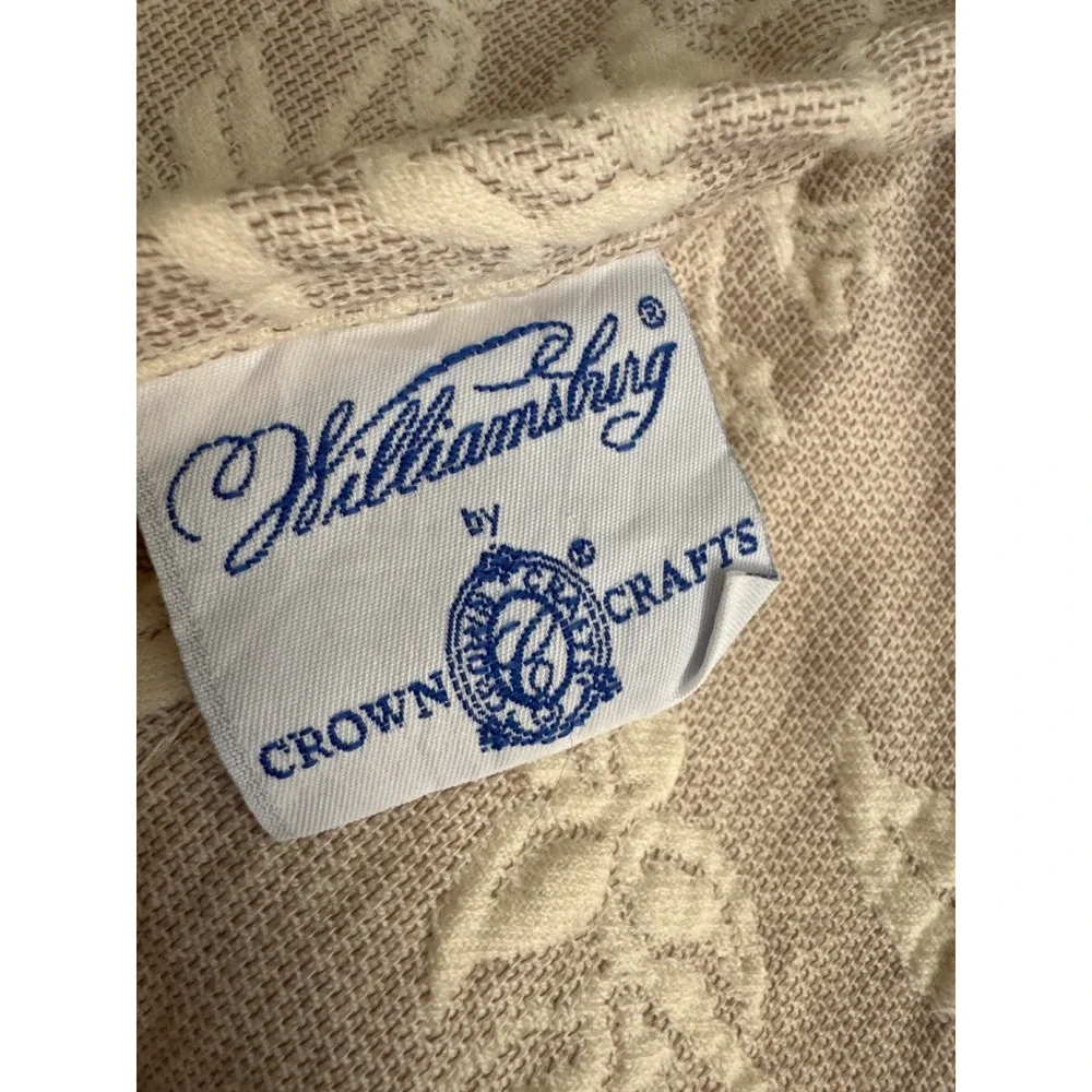 Williamsburg by Crown Crafts Beige Floral Matelasse Pillow Shams Set of 2 USA